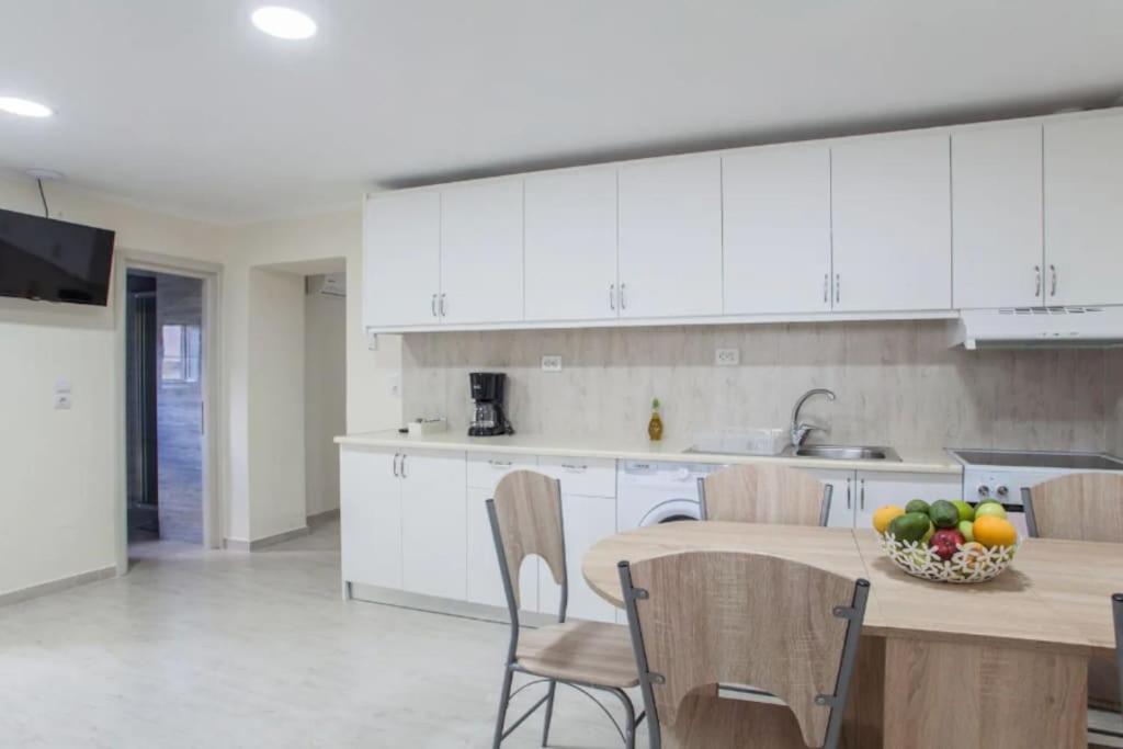 Newly Reconstructed Flat 107Sqm! Leilighet Khania Eksteriør bilde